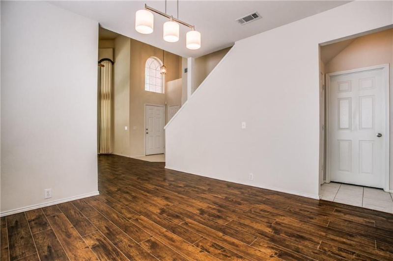 11518 Fountainbridge Dr - Photo 2 of 18