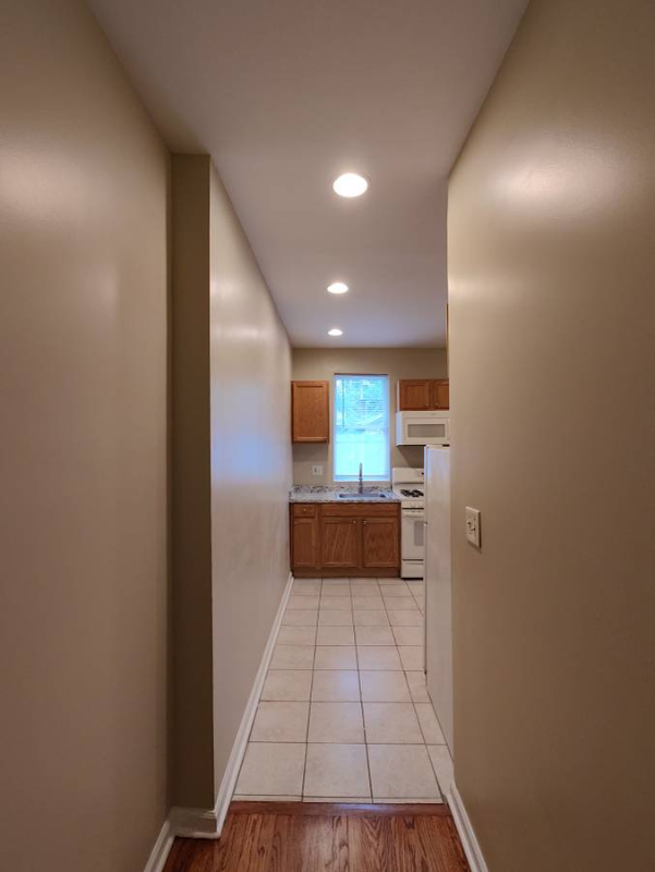 2400 Barclay St #A - Photo 5 of 20