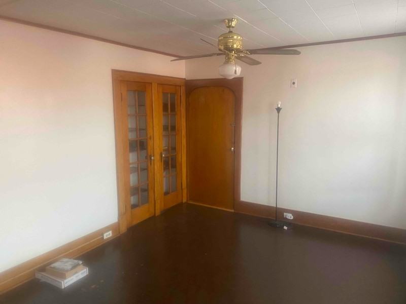 132 Pike St #2 - Photo 4 of 8