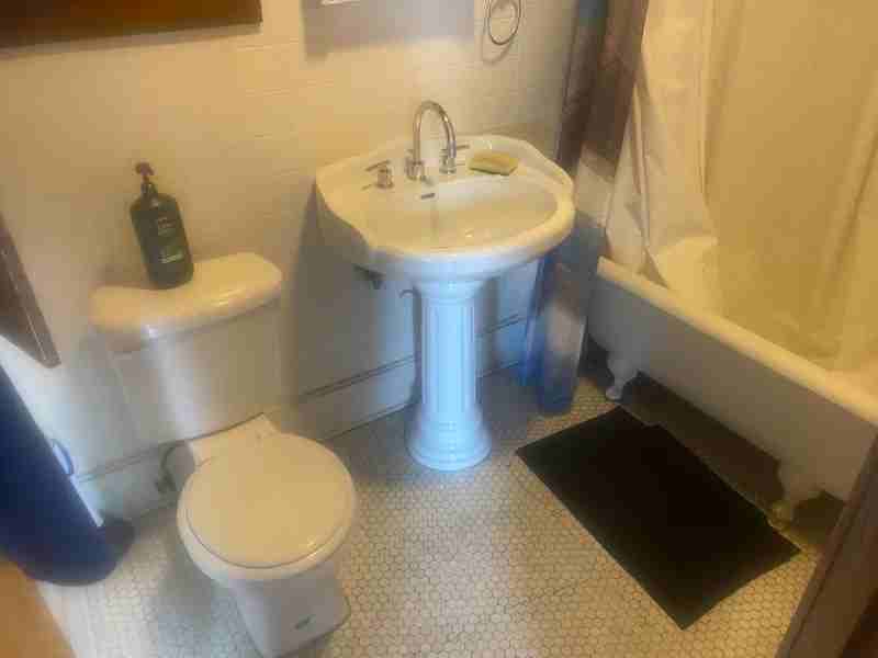 132 Pike St #2 - Photo 6 of 8