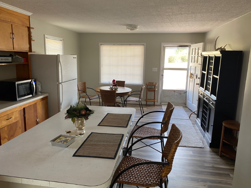 81 Dennis Dr - Photo 5 of 12