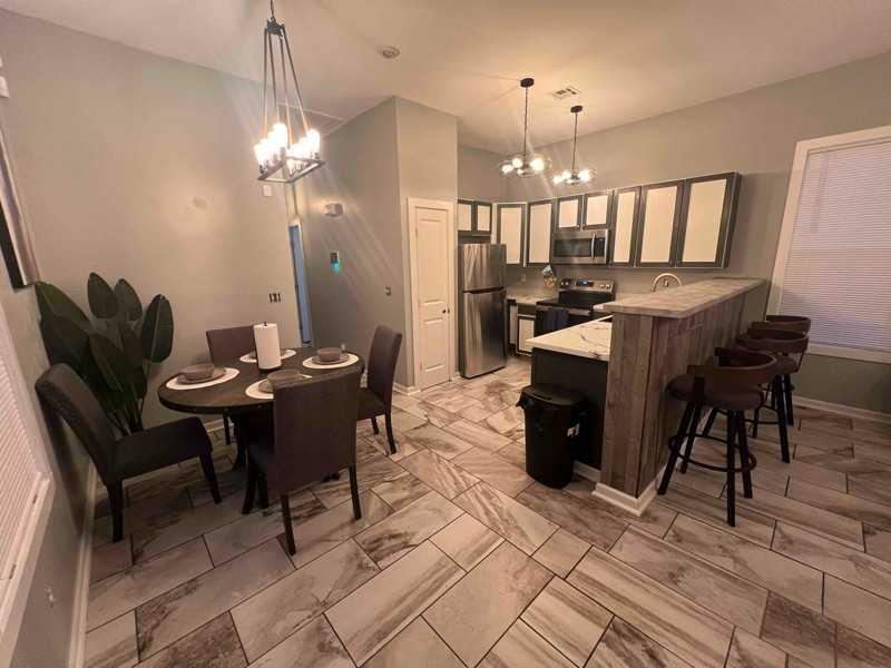 1835 Andry St - Photo 4 of 10