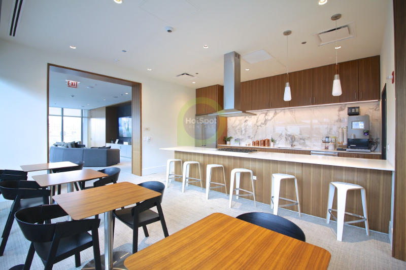 848 N Orleans St - Photo 6 of 10