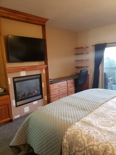 2560 Woodhill Way #2 - Photo 5 of 8