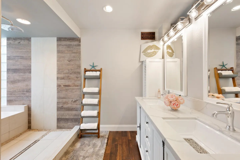 326 22nd St - Photo 6 of 16