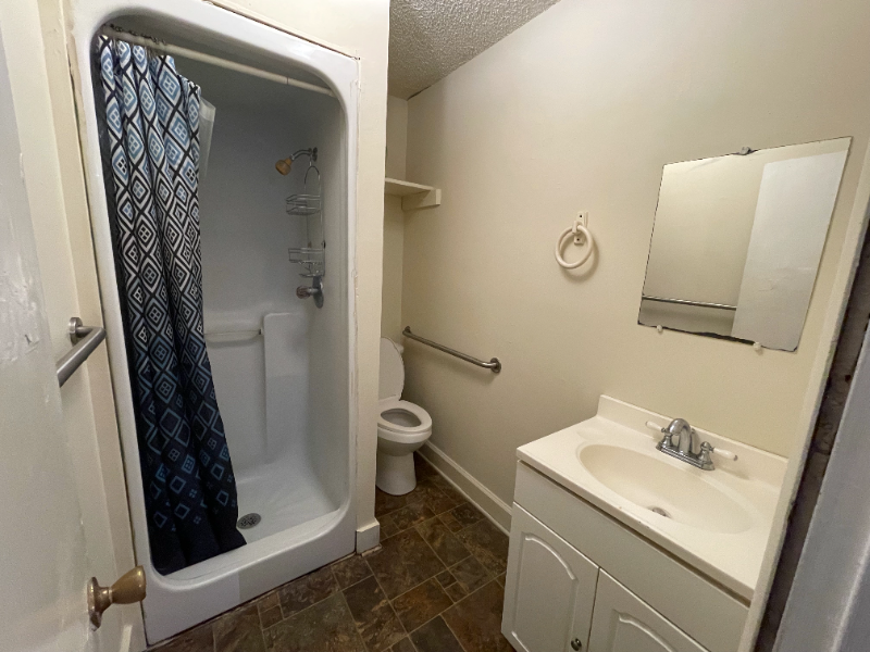 227 5th Ave N #I - Photo 4 of 5