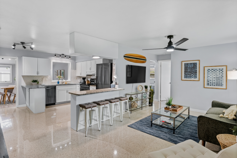 85 7th St N - Photo 3 of 20