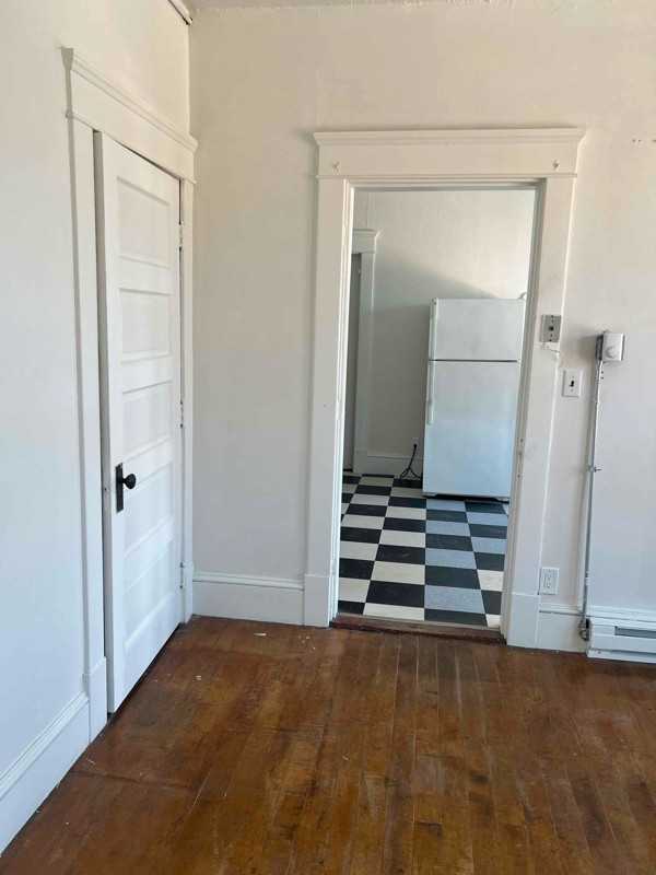 11 Conway St #11 - Photo 3 of 6