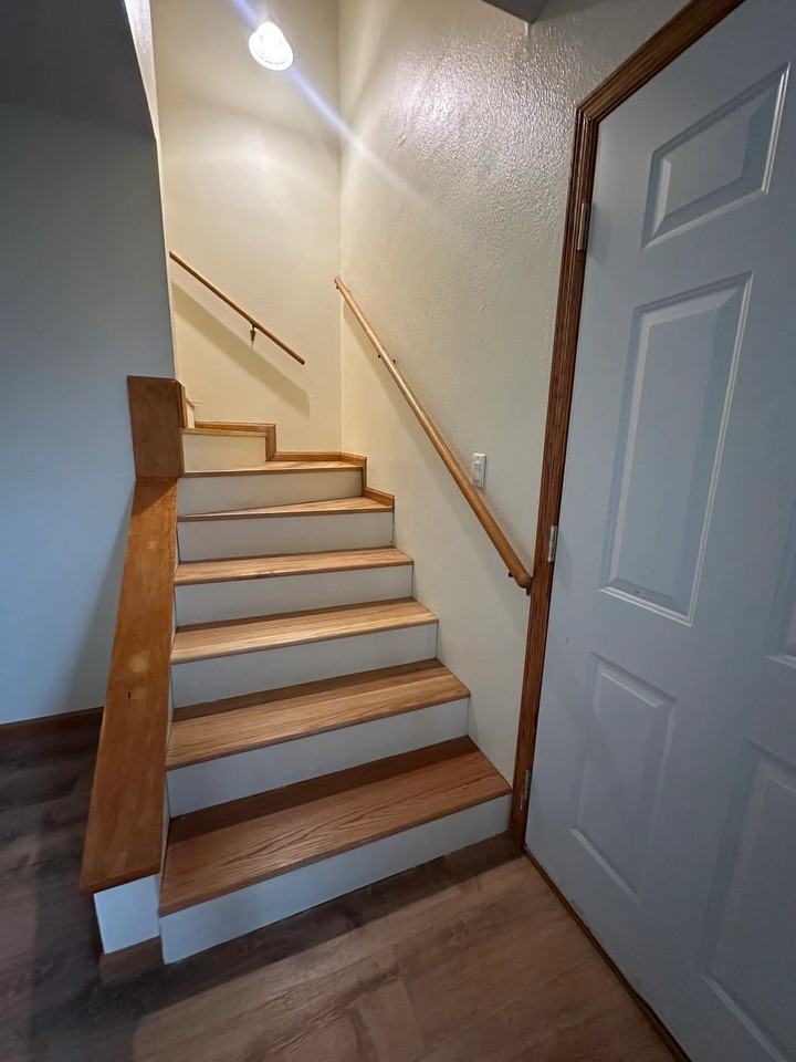 514 S Keystone Ave - Photo 4 of 14