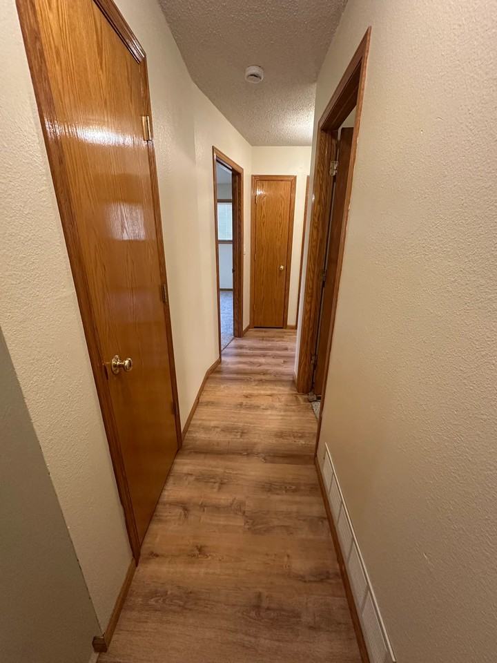 514 S Keystone Ave - Photo 6 of 14