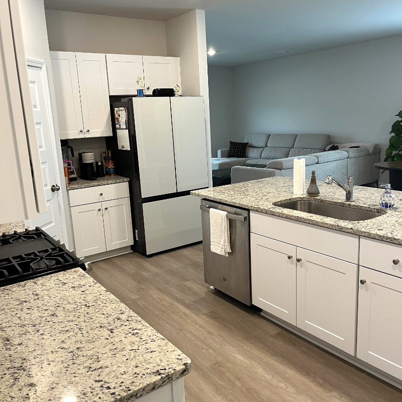 8160 Forest Edge Dr - Photo 6 of 27