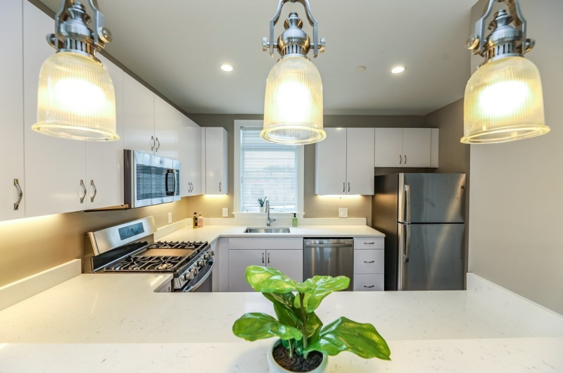 4945 Washington St #110 - Photo 5 of 10