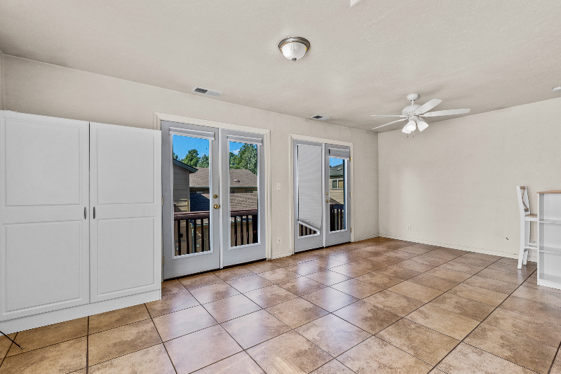 1378 E Hatcher Dr - Photo 3 of 9