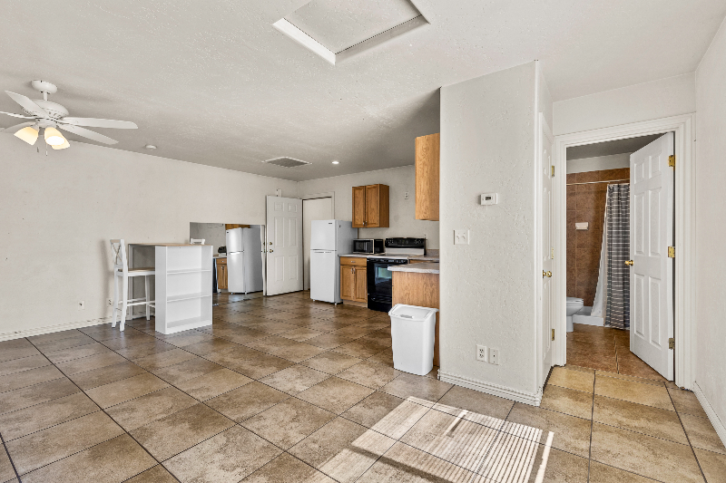 1378 E Hatcher Dr - Photo 6 of 9