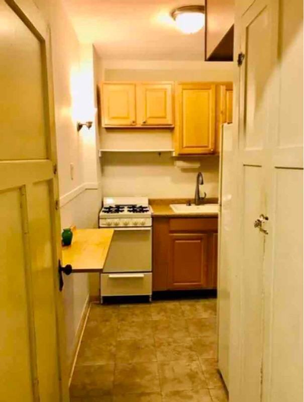 136 Lexington Ave #1 - Photo 6 of 10