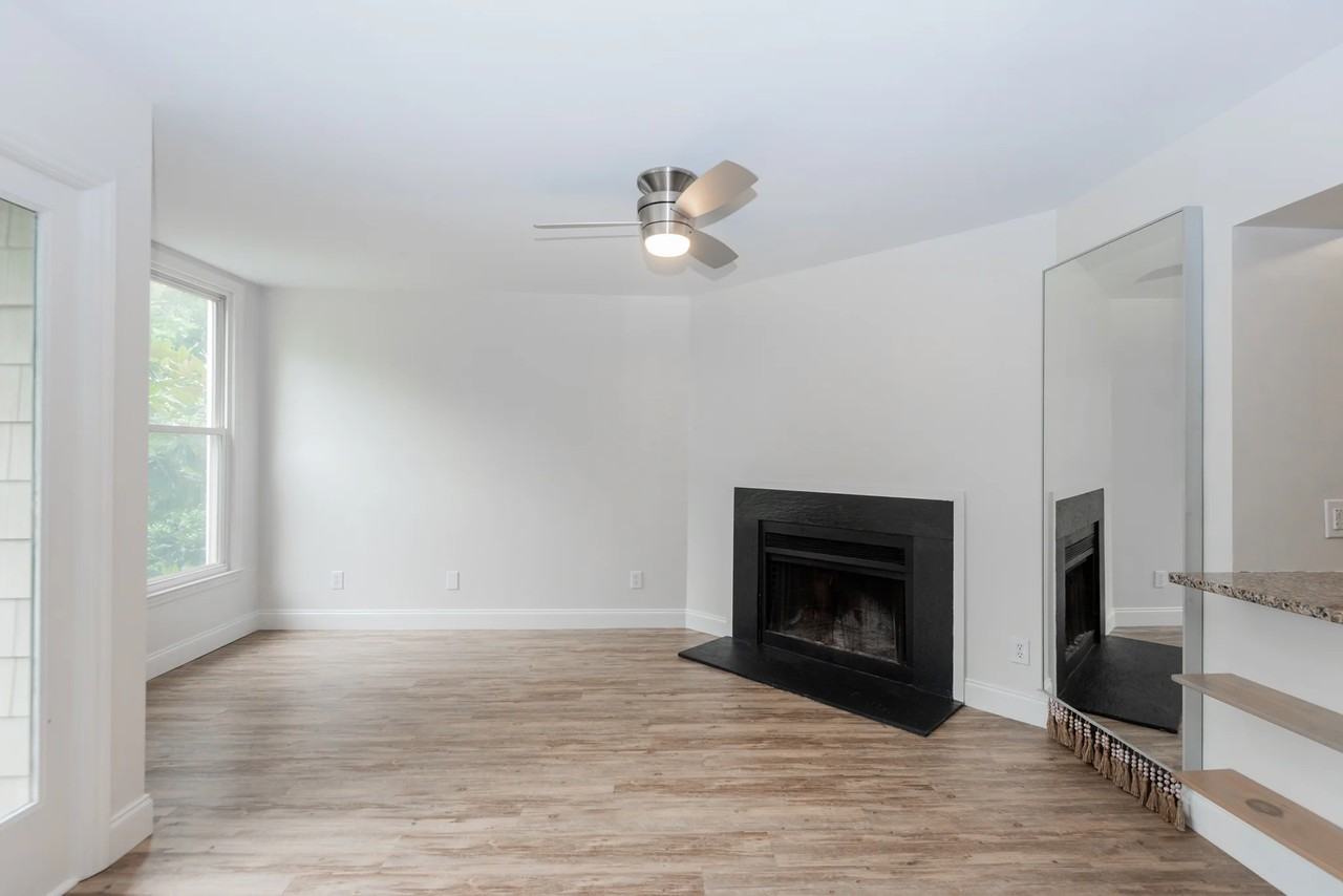 244 S Cedar St #4 - Photo 4 of 14