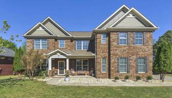 featured image of 131 Trailing Vine