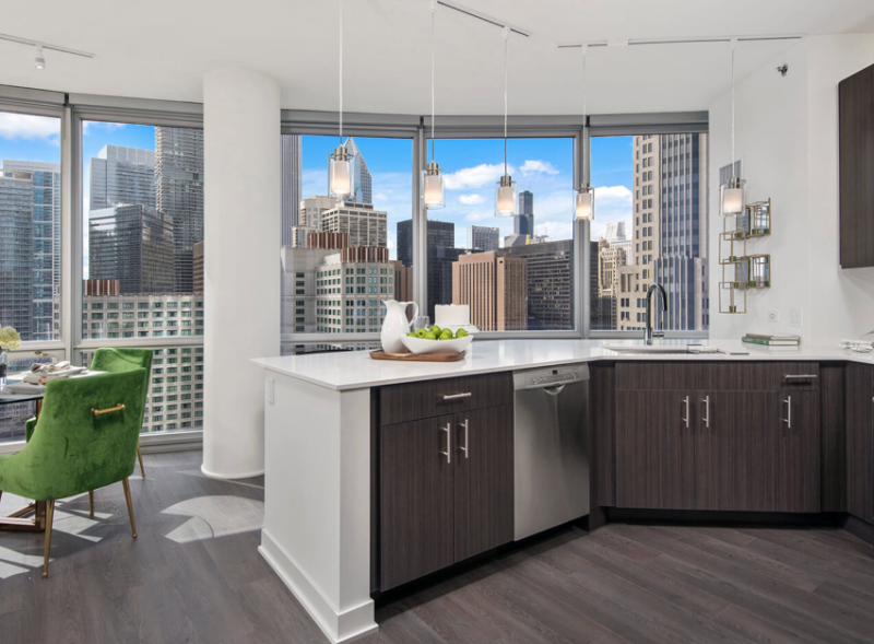 460 N Park Dr - Photo 2 of 7