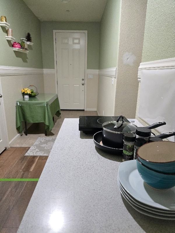 1048 S Carriage Ave #1 - Photo 4 of 5