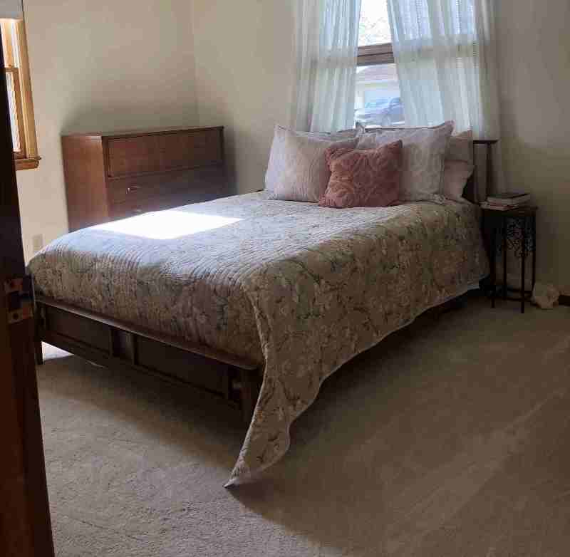 1202 W South St - Photo 7 of 10