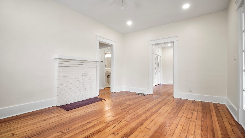 1816 Eastside Ave - Photo 5 of 19