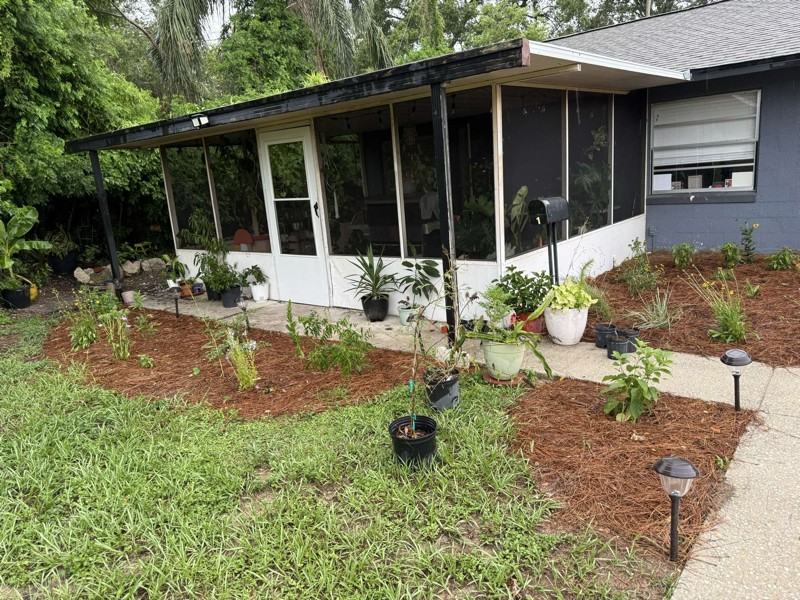 421 E Sessoms Ave #1 - Photo 6 of 9