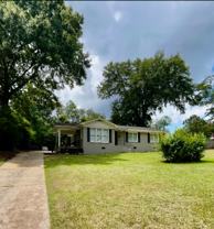 2612 52nd St - Photo 1 of 1