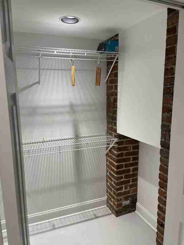 1426 Milner Cres S - Photo 4 of 19