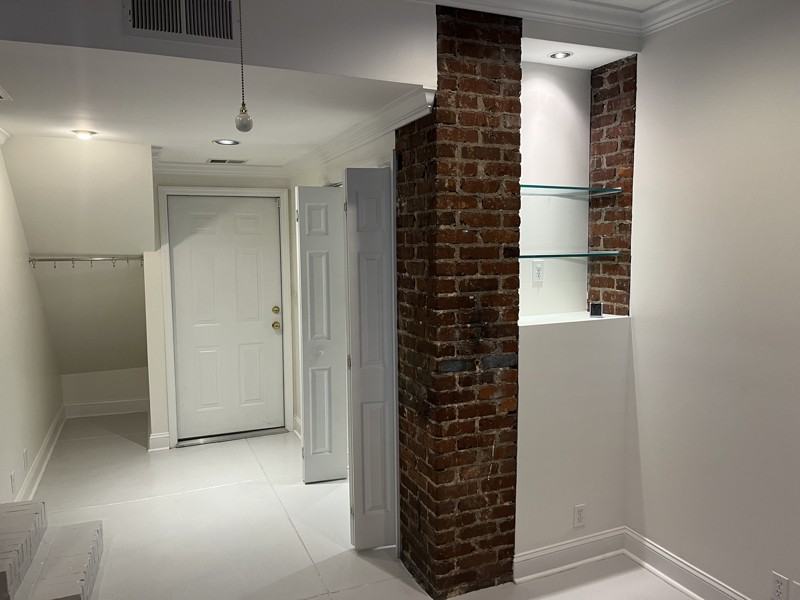 1426 Milner Cres S - Photo 6 of 19