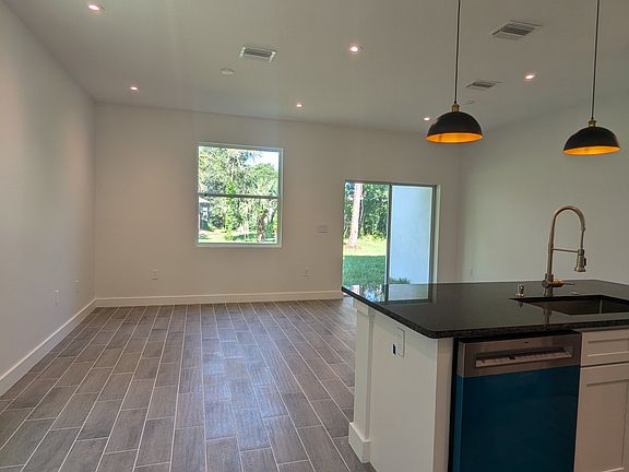 654 Main St #100 - Photo 3 of 13