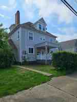 featured image of 233 W Madison St #10