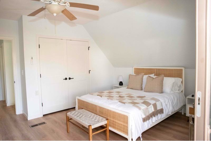 156 Tiernan Ave - Photo 5 of 28