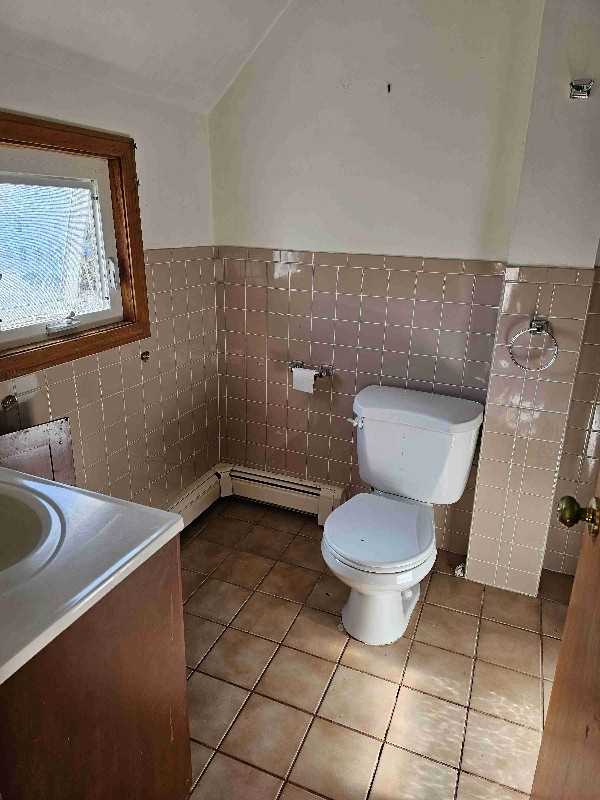 9 Lanes Ave #2 - Photo 4 of 10