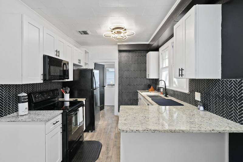 1829 Hollenbeck Dr #1 - Photo 6 of 18
