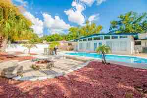 featured image of 4401 Lenmore St #1