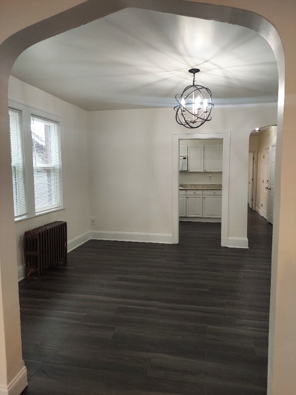 2065 Beechmont Ave #1 - Photo 4 of 16