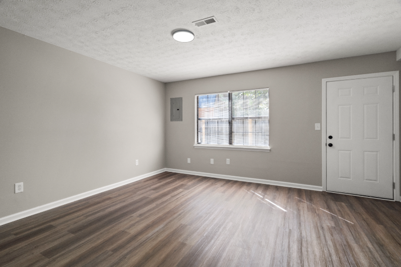 1209 Cave Spring Rd Sw - Photo 7 of 19