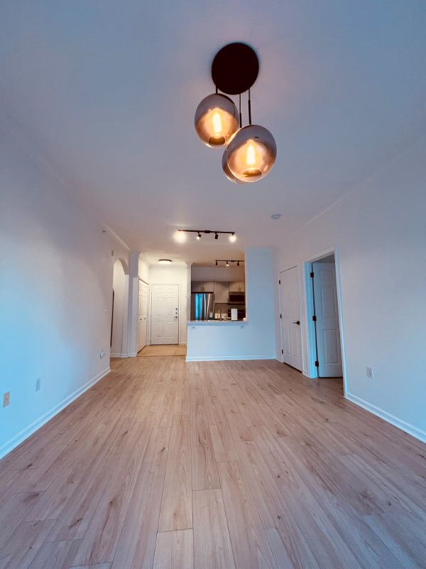 12925 Centre Park Cir #406 - Photo 4 of 17