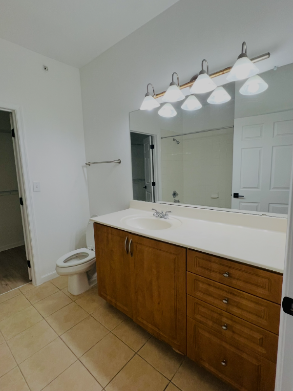 12925 Centre Park Cir #406 - Photo 7 of 17