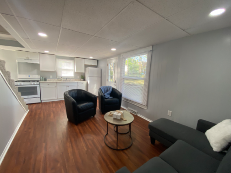 357 1/2 Water St - Photo 2 of 8