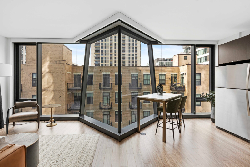 1304 S Michigan Ave - Photo 5 of 19