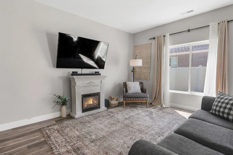 1540 Sw #B - Photo 3 of 20