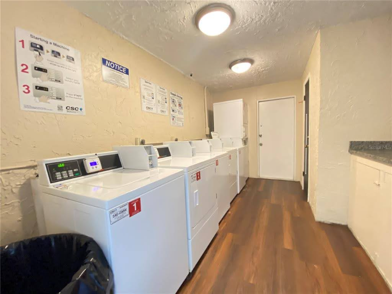 37220 Majestic Oak Ct #37220 - Photo 3 of 11