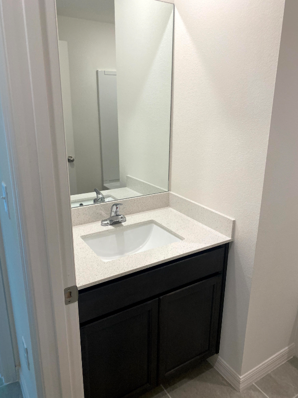 645 Malaga Ave - Photo 3 of 8