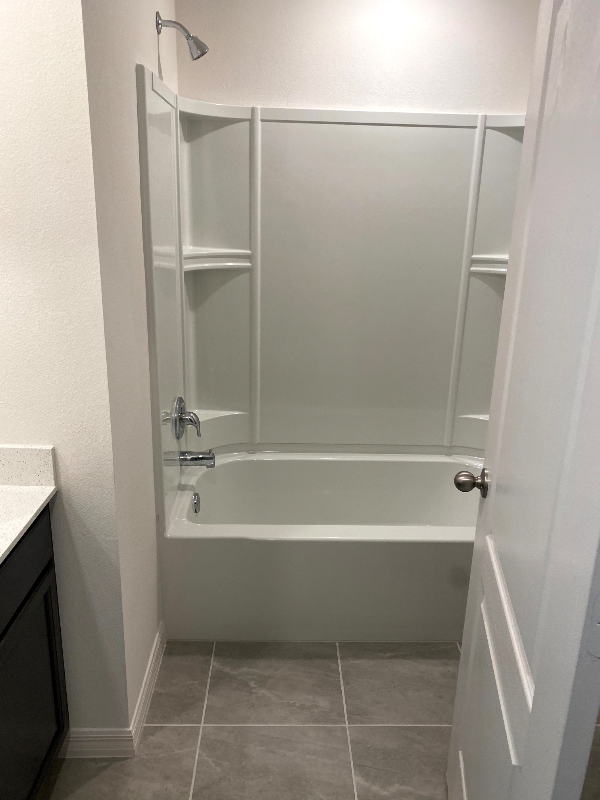 645 Malaga Ave - Photo 5 of 8