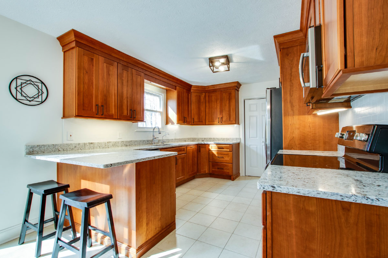 1053 Tanger Ct - Photo 6 of 20