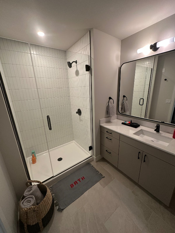 315 N May St - Photo 6 of 24