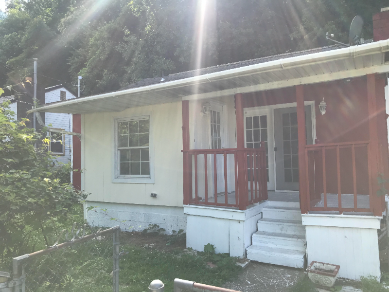 411 S Ruffner Rd - Photo 2 of 20