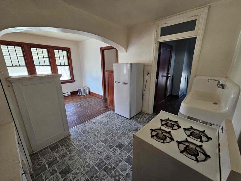 511 W Elizabeth St #A - Photo 5 of 11