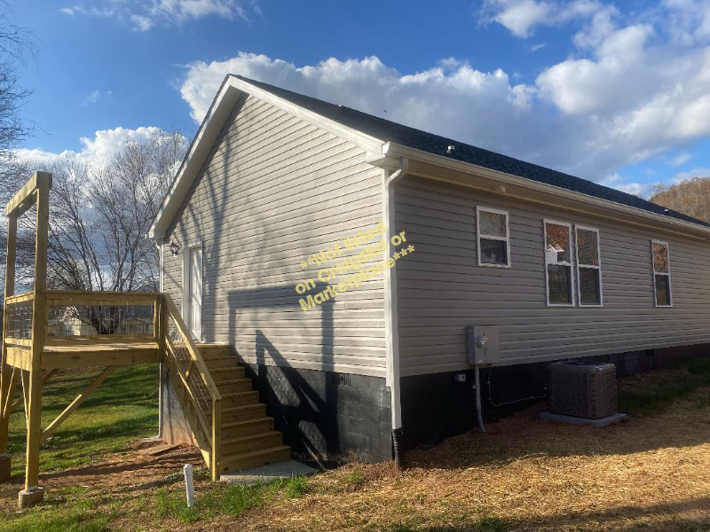 245 Thompson St - Photo 2 of 22